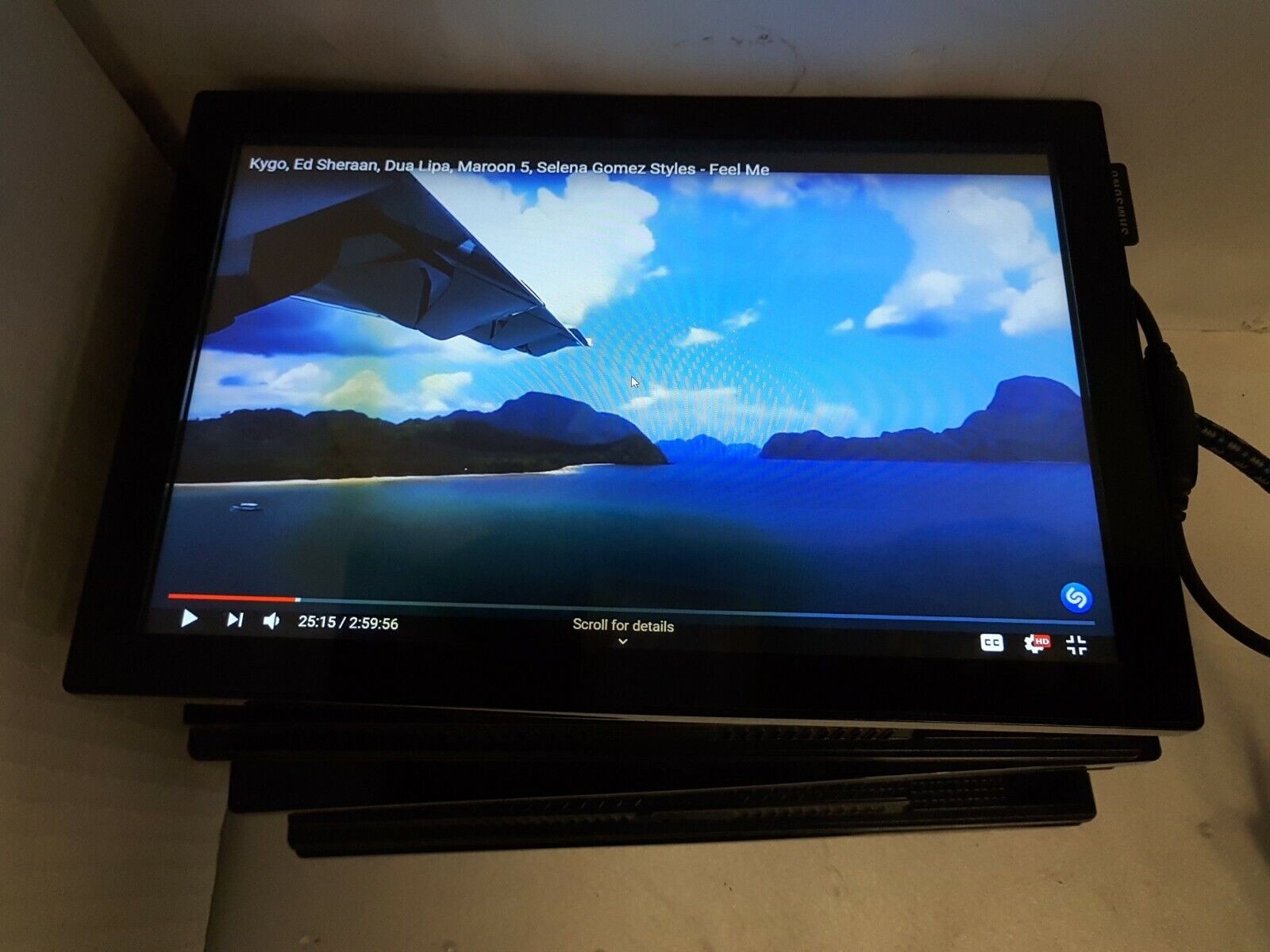 - (AS IS) 5x SAMSUNG DB10E-T 10.1" TOUCH  DISPLAY UNIT NO AC (SCREEN COLOR SPOT)