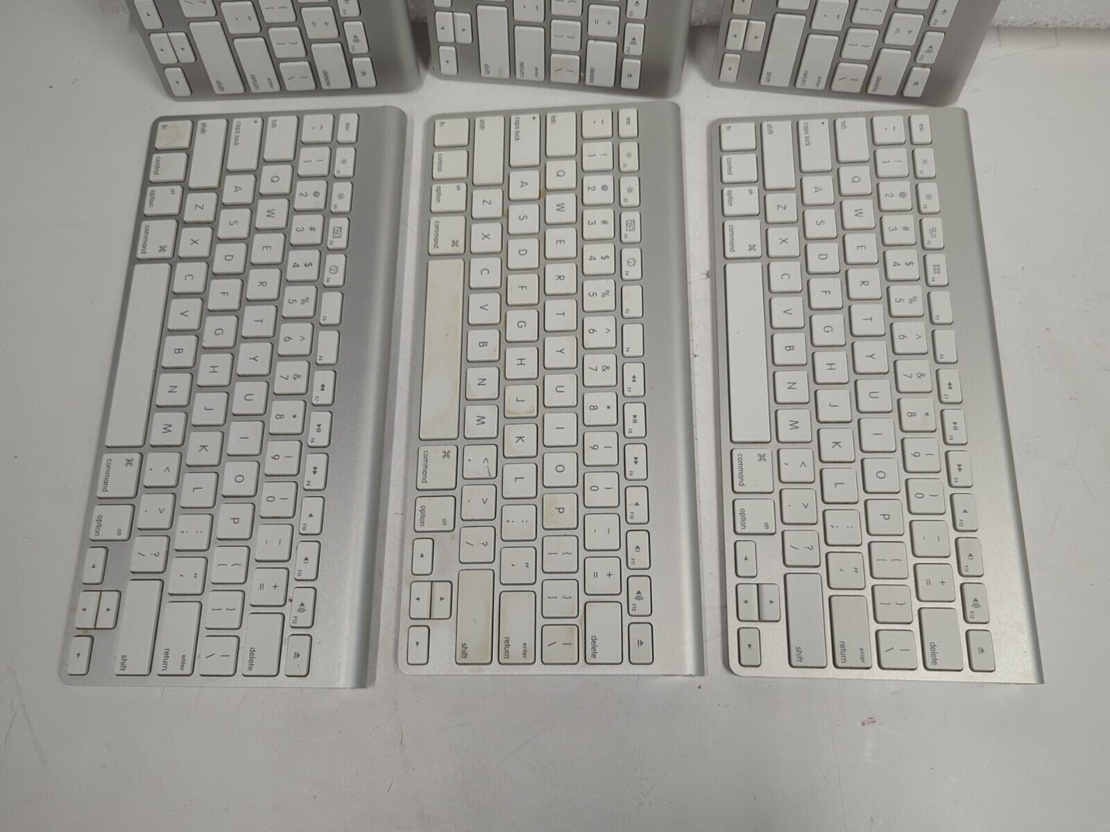 Lot Of 6 Apple A1314 Wireless Keyboards - Untested