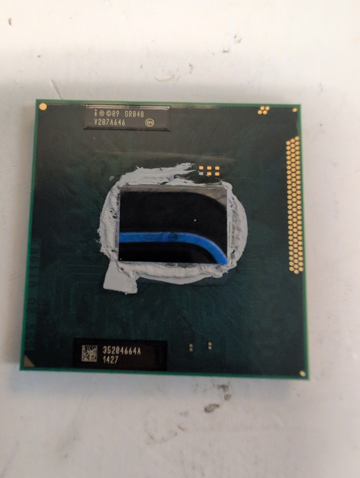 Intel SR048 Mobile CPU Processor rPGA988B Socket Laptop Chip Used Pull -