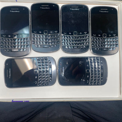Lot of 6 BLACKBERRY BOLD 9900 8GB cell phone ( carrier: Telus )