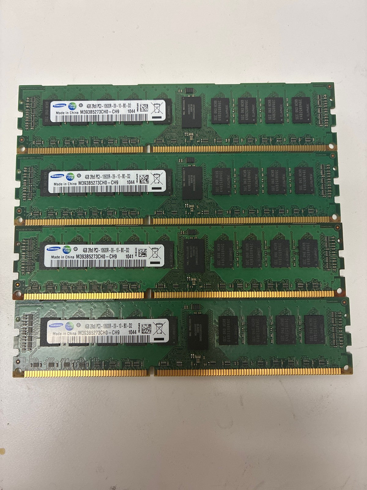 🔥 Samsung M393B5273CH0-CH9 4GB DDR3 PC3-10600R ECC Registered RDIMM Lot of 4