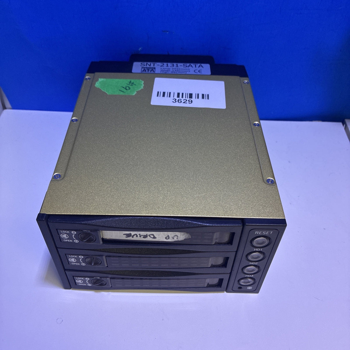 🔥 SNT-2131-SATA Serial ATA Hard Drive Enclosure Tray Gold/Black with Fan