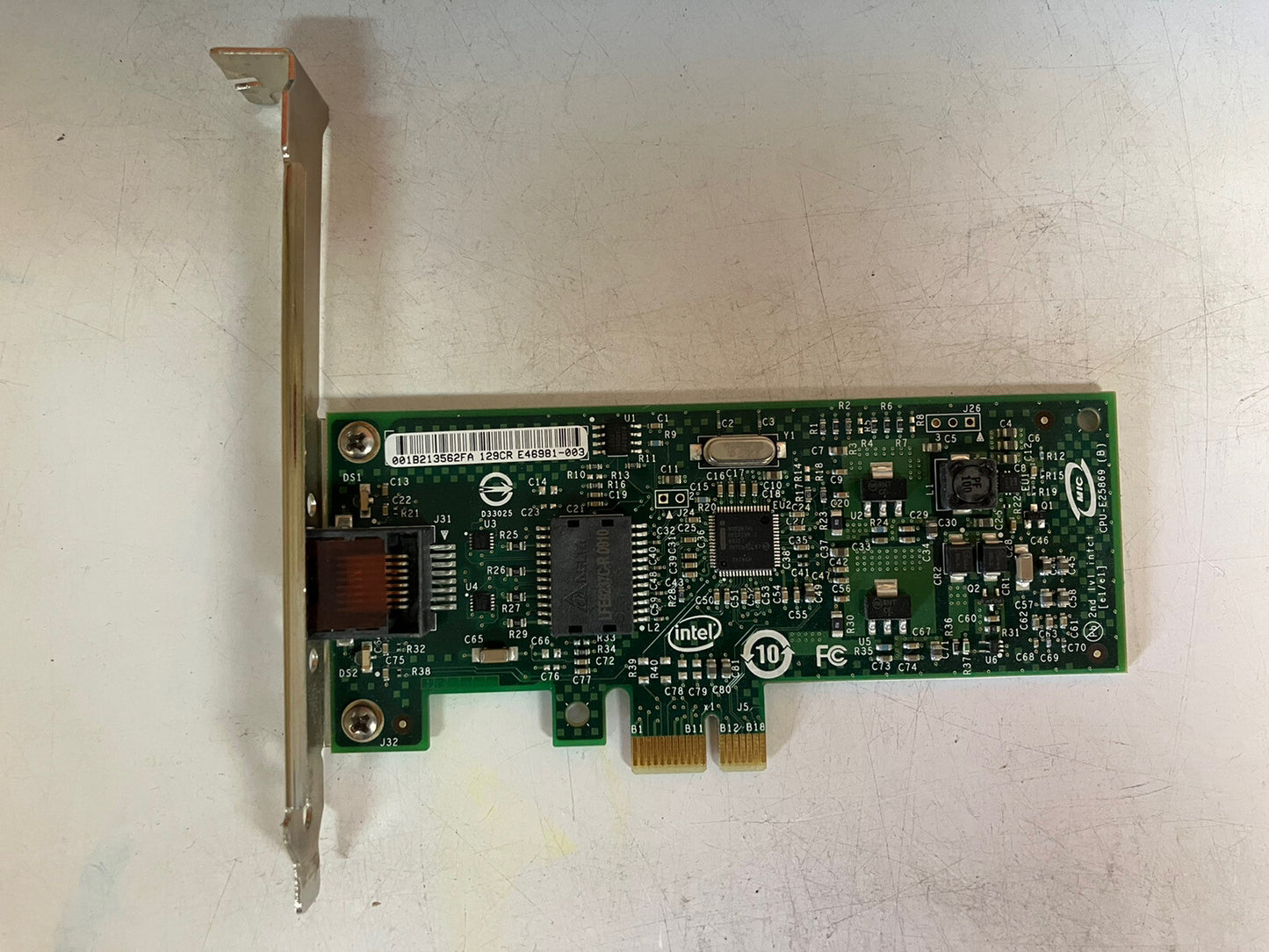 ~ Intel Gigabit PCI-E Network Adapter EXP19301CTBLK 893647 E46981 E25869 E139761