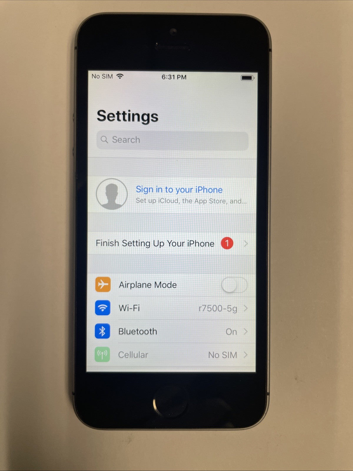 Apple 16GB iPhone 5s A1533, Space Gray  Hollow at Back  Unlocked Carrie:Telus +