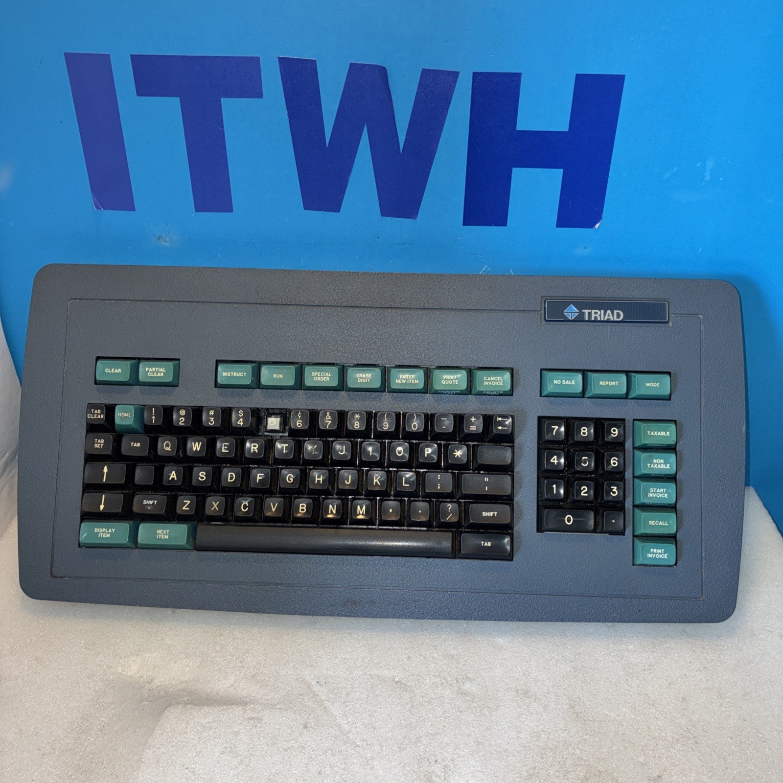 🔥 TRIAD Retro POS Terminal Keyboard (6-Pin Cable Required, missing one key)