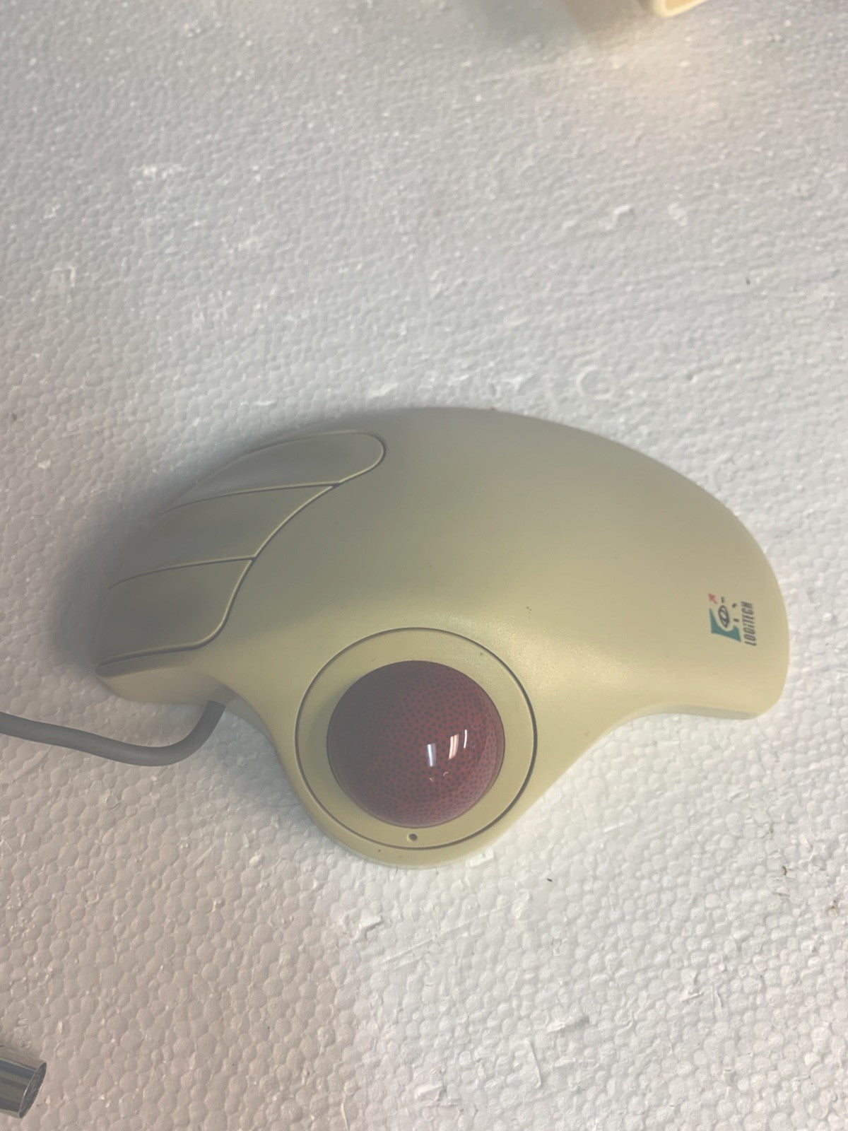 Nice ~ Logitech Trackman Marble Trackball T-CH11 804122-00 (male & female plug)