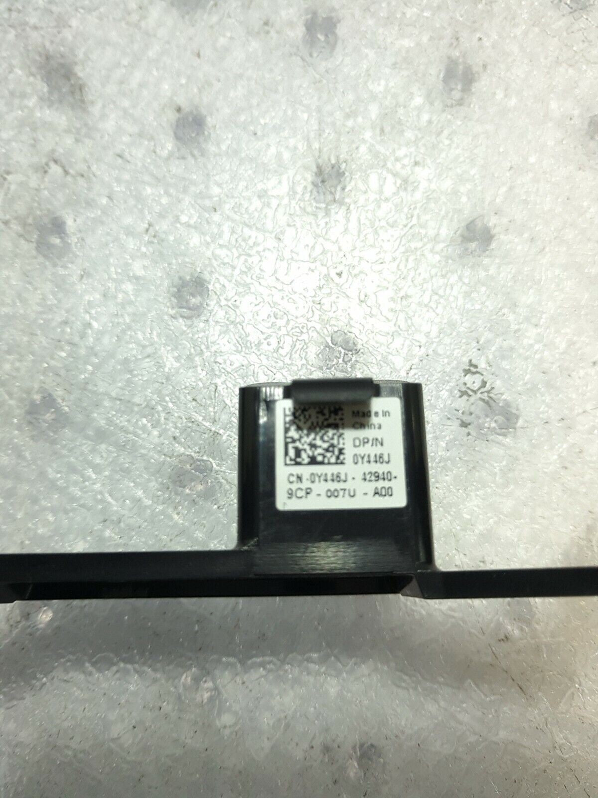 - 4x Dell Y446J 3.5" Non Hot Plug SAS SATA Tray Caddy for R310 R410 R510