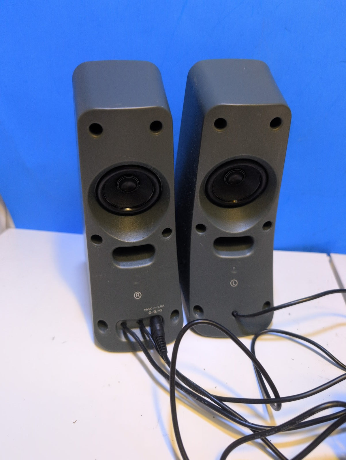 🎸 Logitech Z320 2.0 Stereo Computer Speaker System Black/Gray Wired Tested