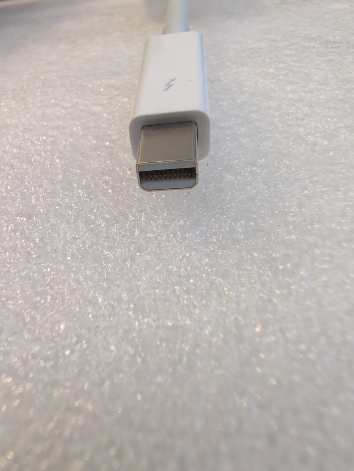 🎸 Apple Thunderbolt to Gigabit Ethernet Adapter A1433 EMC 2590 White RJ45