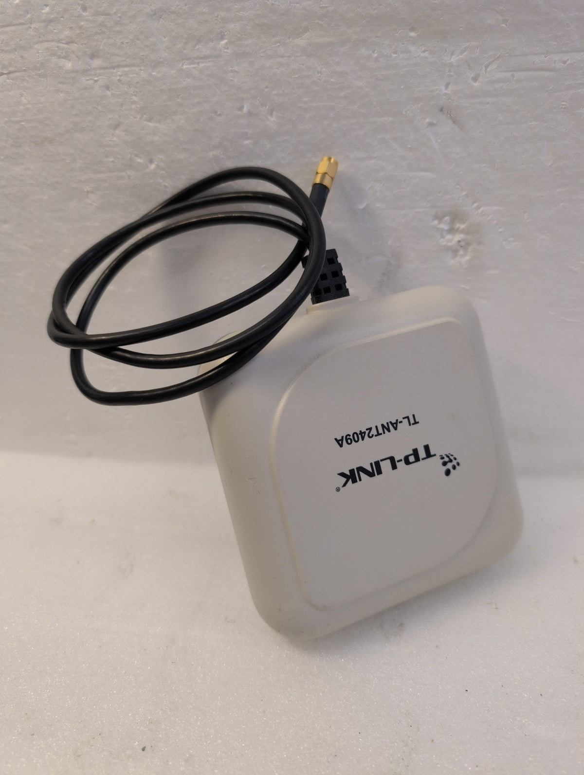 🎸 TP-Link TL-ANT2409A 2.4GHz 9dBi Directional WiFi Panel Antenna RP-SMA White
