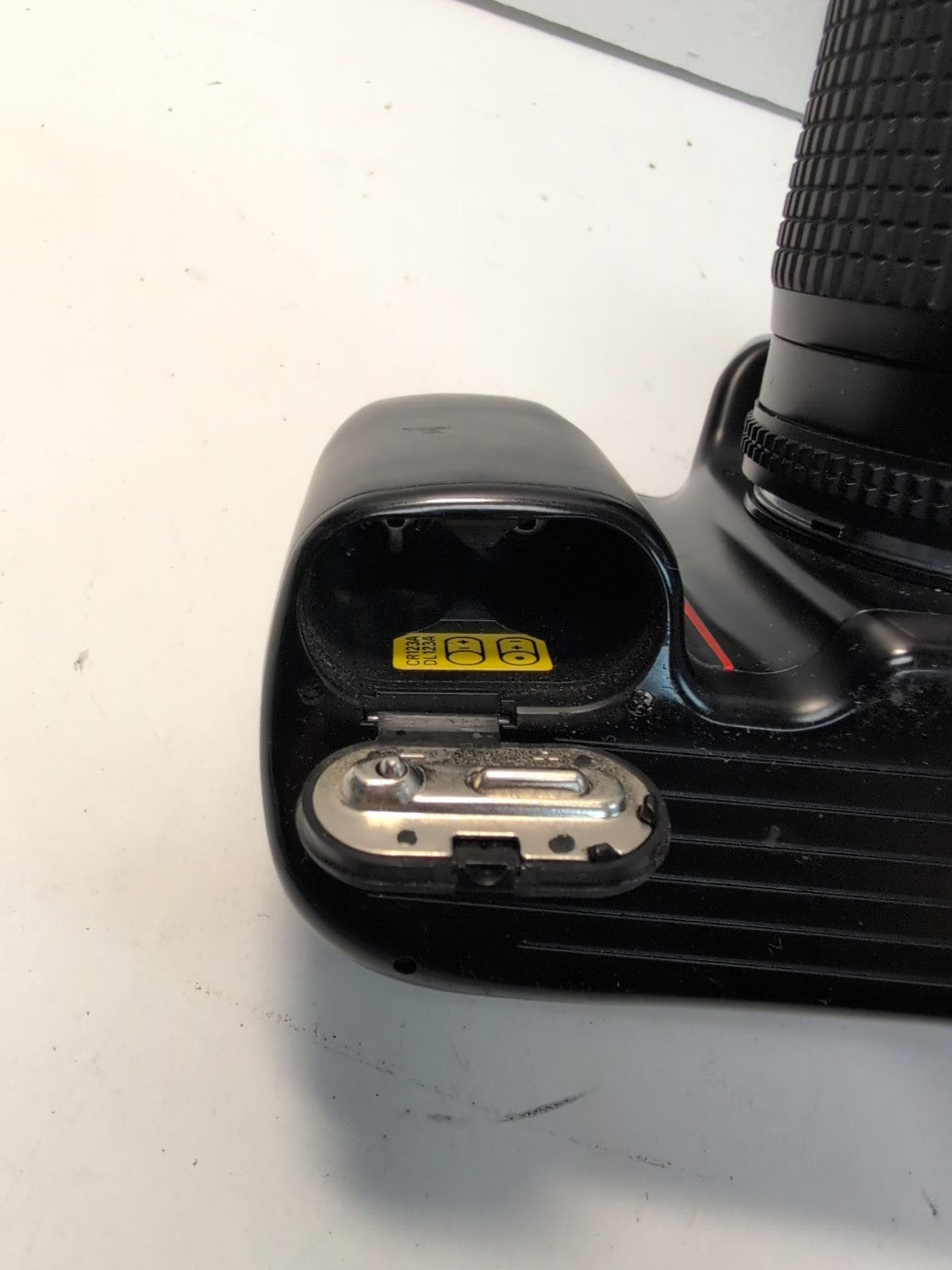 Nikon F70 SLR 35mm Film Camera with Nikon AF Nikkor 28-80 mm Lens (No Battery) -