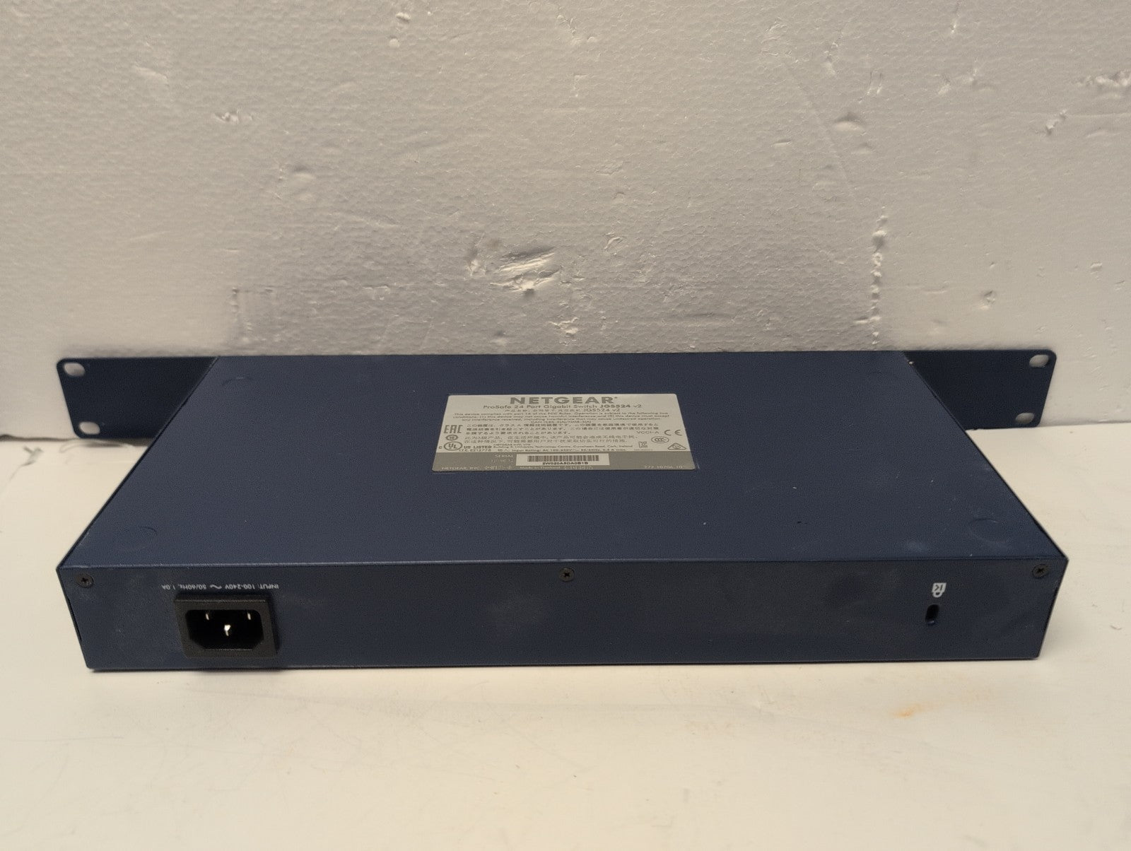 🔥 Netgear ProSAFE 24-Port Gigabit Switch JGS524 V2 with Ear Mount  -