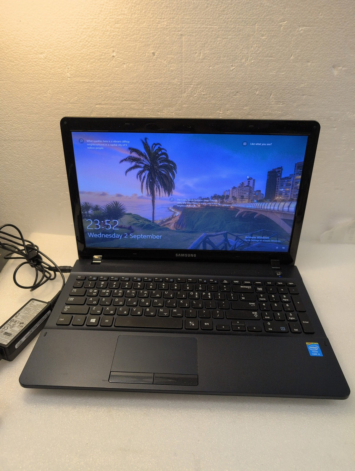 🎸 Samsung NT270E5R 270E 15.6in Laptop i5-4200U 8GB 120GB SSD Win10 READ