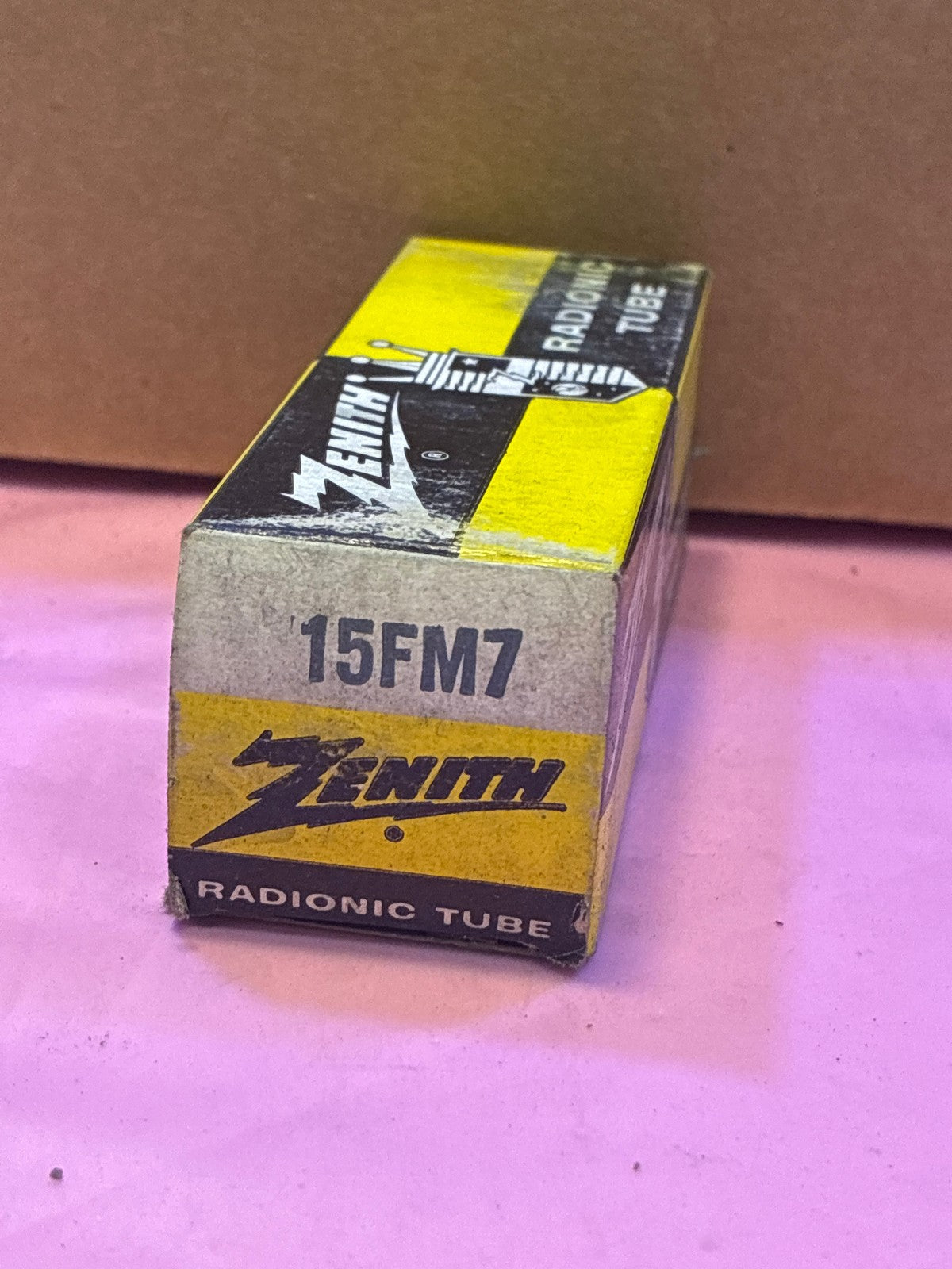🔥 Zenith 15FM7 Radionic Vacuum Tube in Original Box Vintage Radio