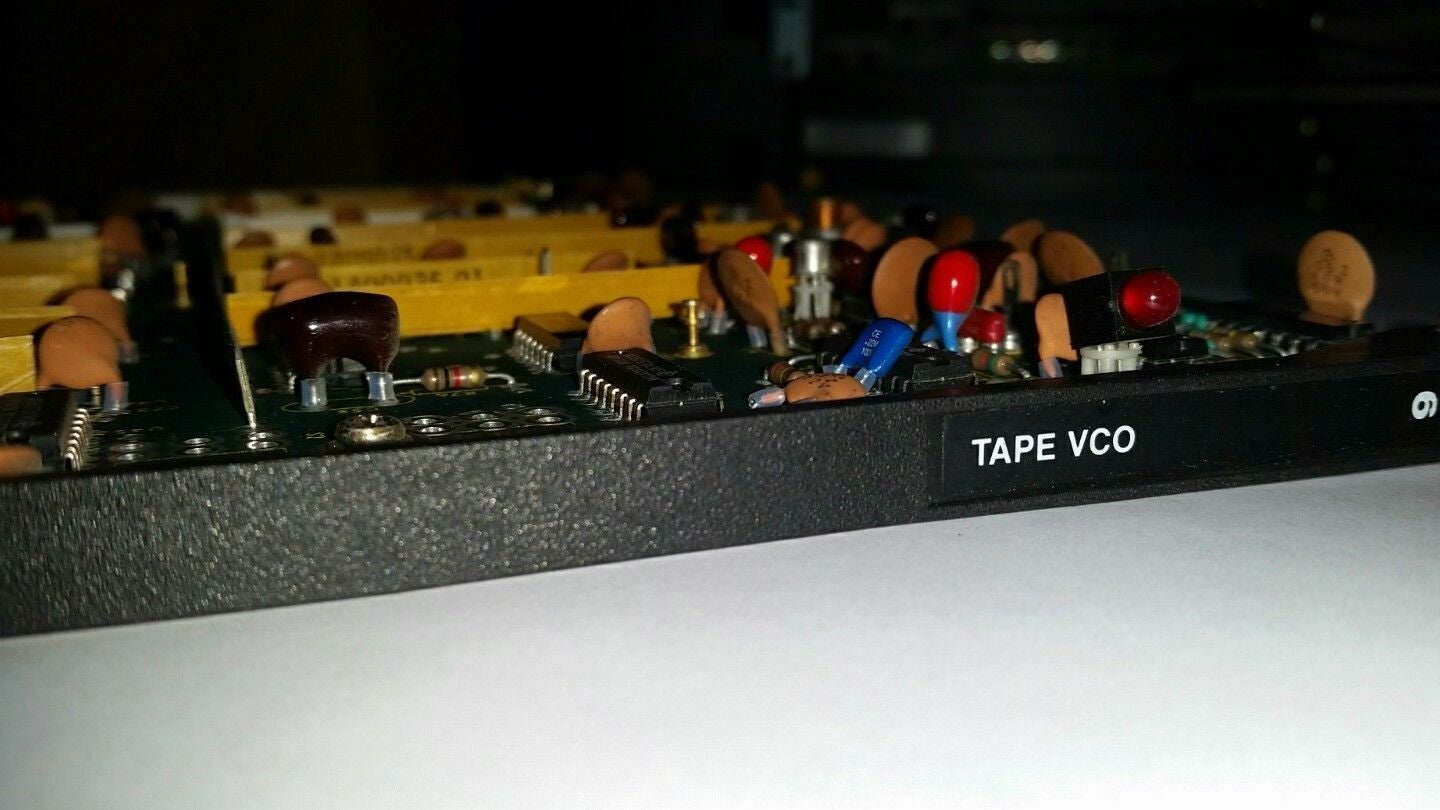 - TAPE VCO - 525 BOARD 1409101-05 SCH 1409103 AVT 30680