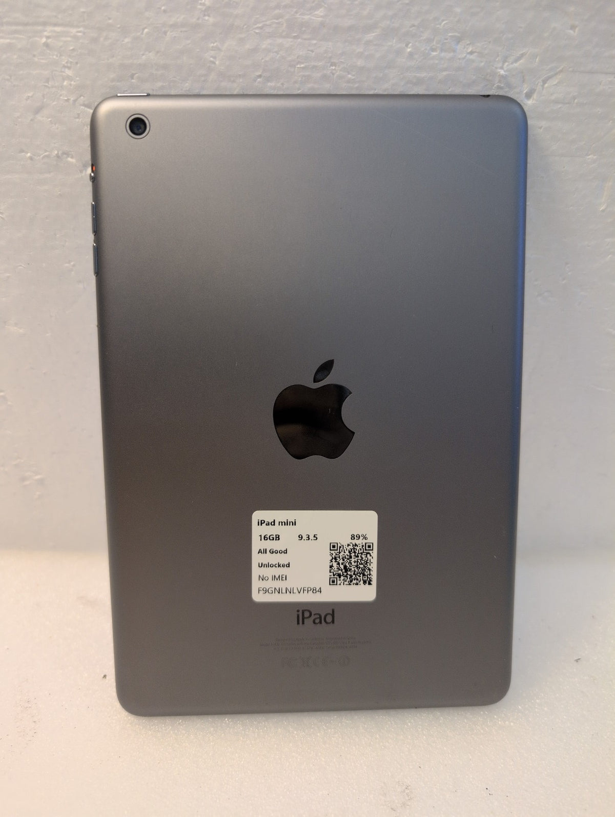 🎸 Apple iPad Mini 1st Generation A1432 16GB Space Gray Wi-Fi Unlocked （read）