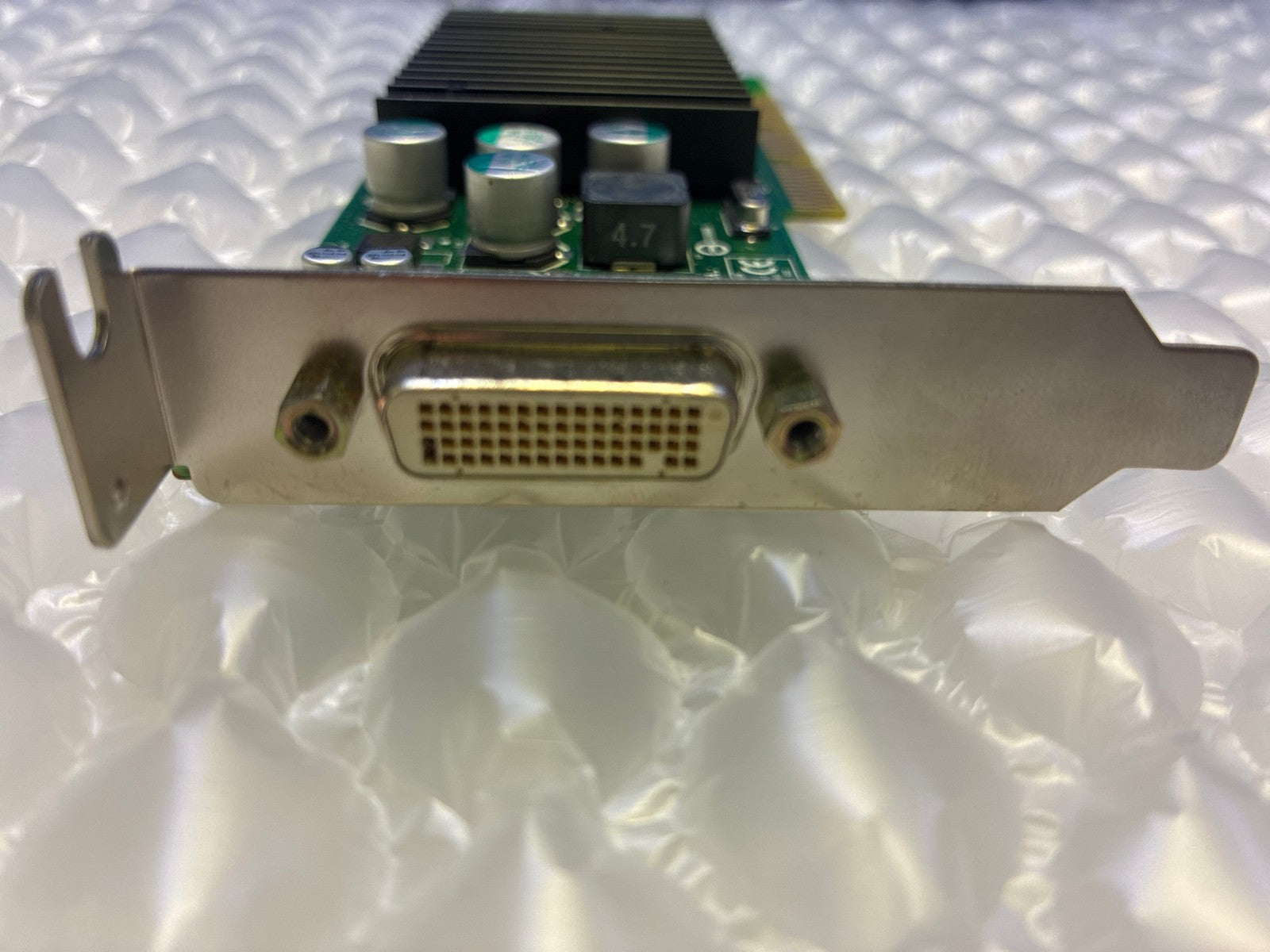 🔥 NVIDIA P118 Low Profile AGP Graphics Card DVI-I Passive Heatsink Dell G0773