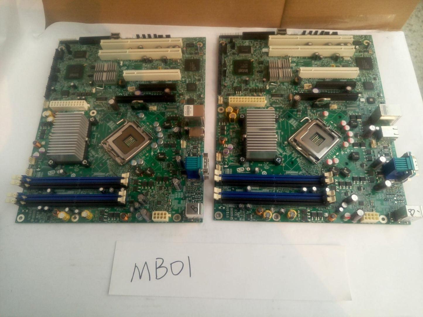 - 1x Motherboard Intel DAS48MB16C   Rev:C  D88308-301  QSSX8 