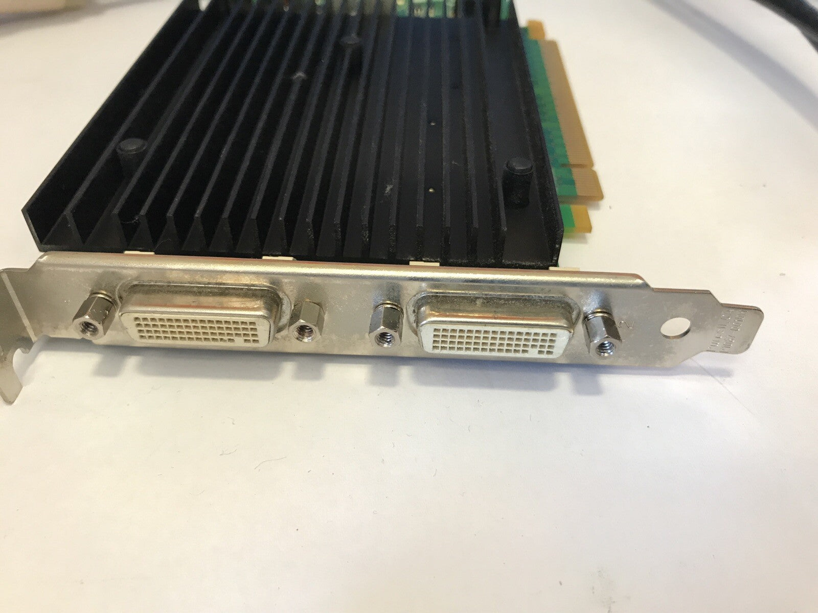 (4 Monitors support) Nvidia Graphic Video Card for HP Z200 Computer /Workstation