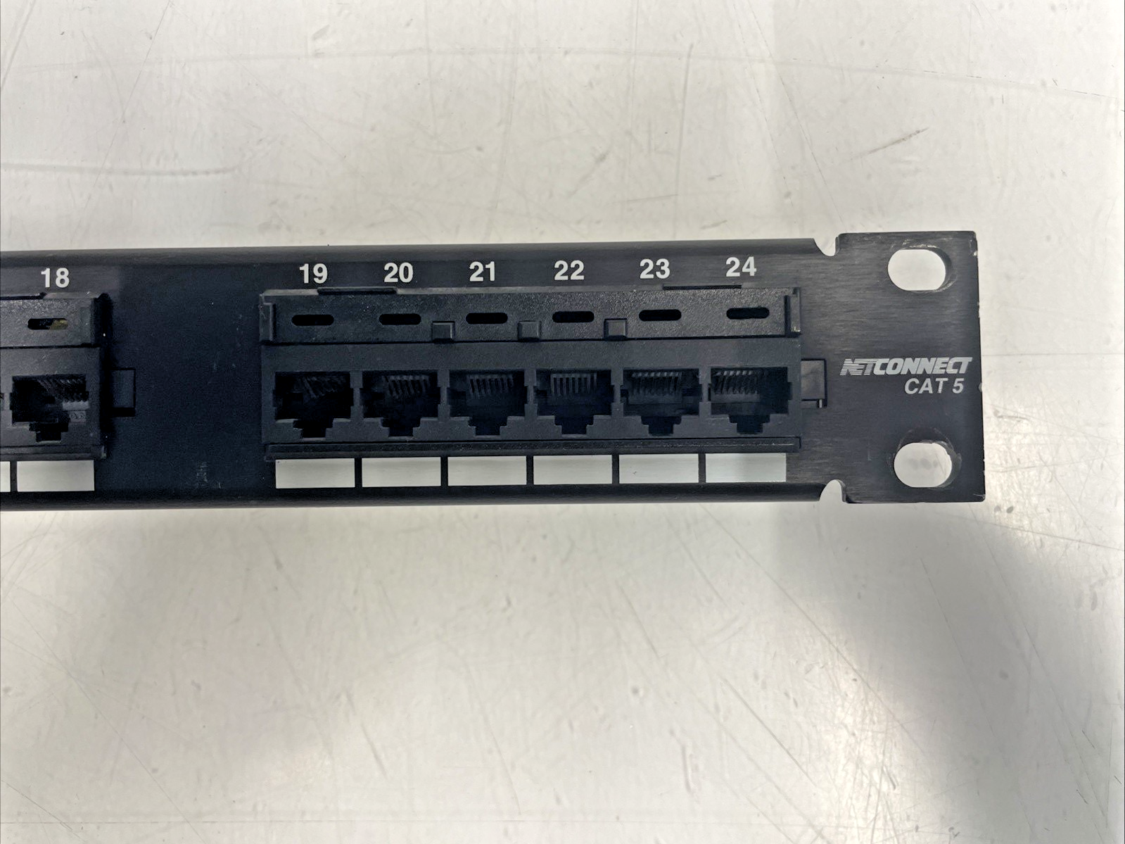 🔥AMP Cat5 24-Port Network Patch Panel Model 557860-1 T568A   +