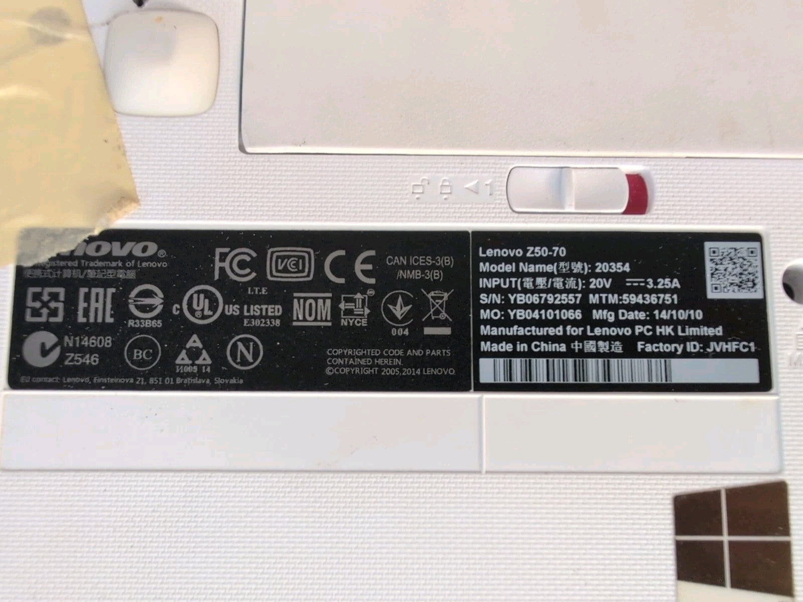 🔥 (AS IS, HINGE ISSUE) Lenovo Z50-70 15.6" LAPTOP  i7-4510U /4GB RAM/NO SSD -