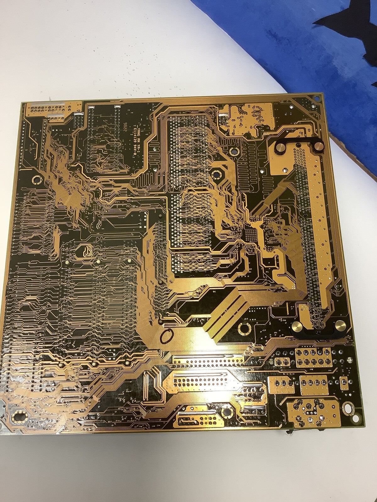 ASUS P2E-B motherboard Slot-1