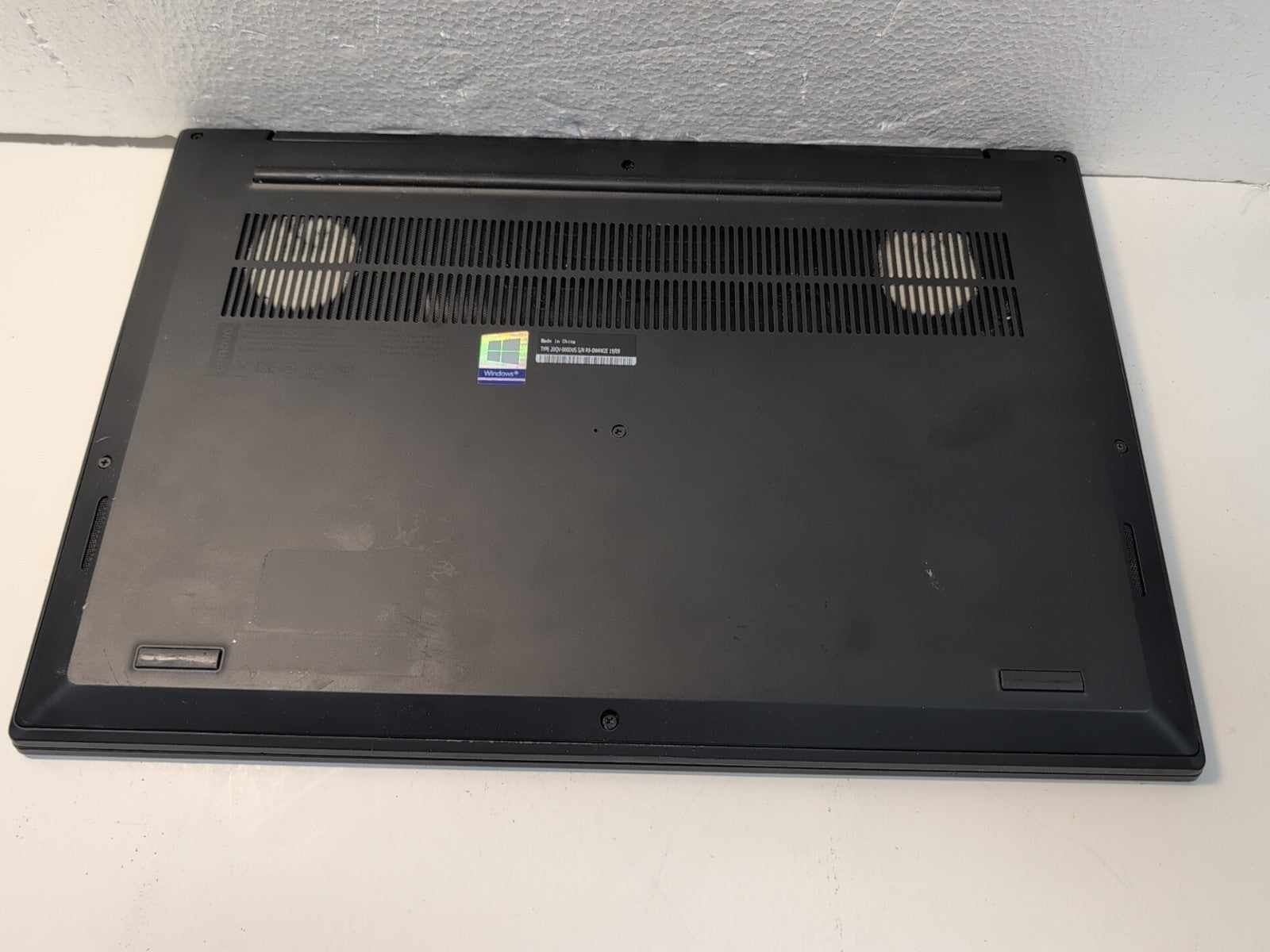 🔥 ThinkPad X1 Extreme 2nd i7-9TH Laptop NO RAM/SSD  (NO BOOT,  PARTS ONLY) -