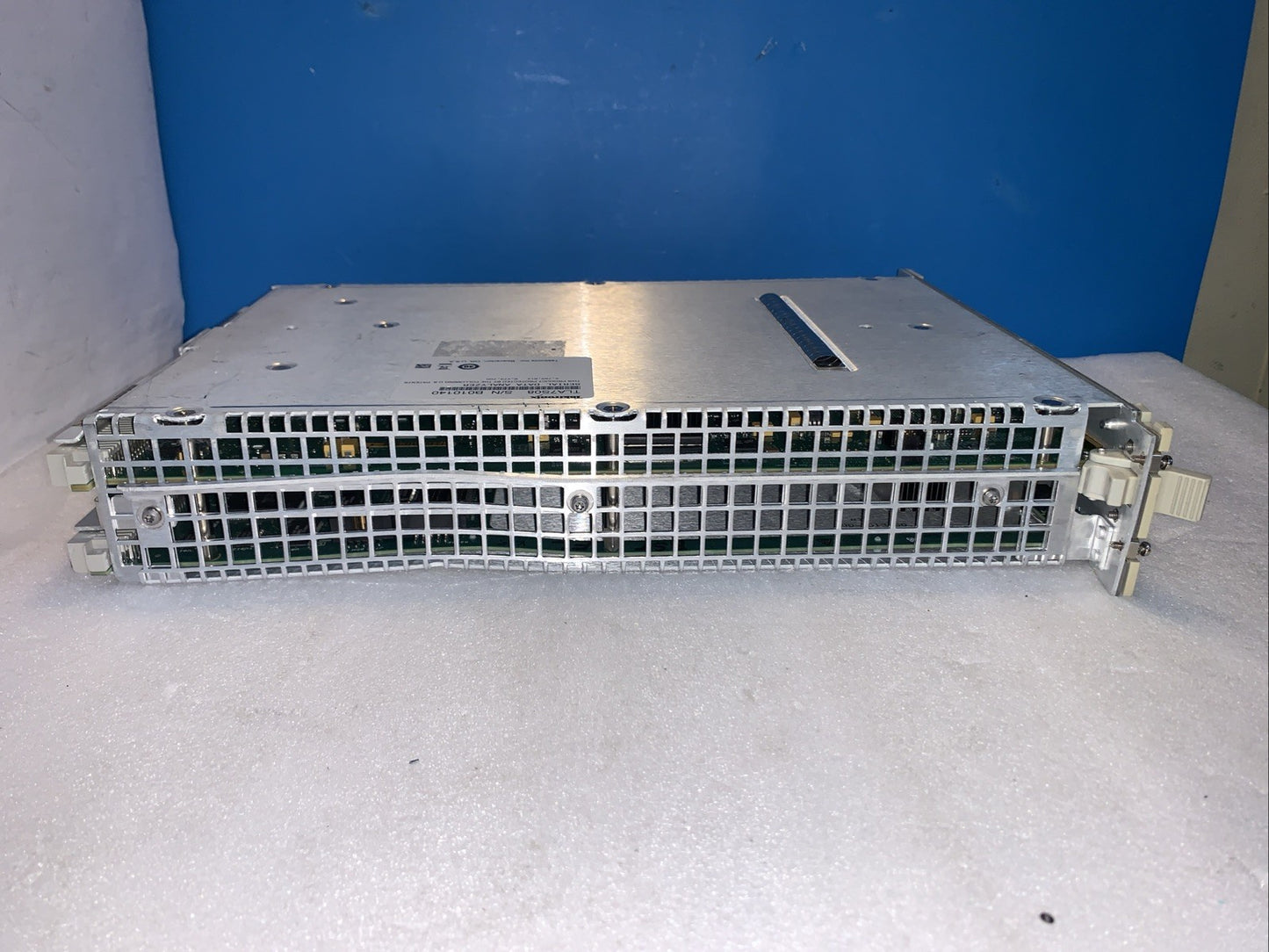 Tektronix TLA7S08 Serial Data Analyzer Module for TLA Logic Analyses (As is))