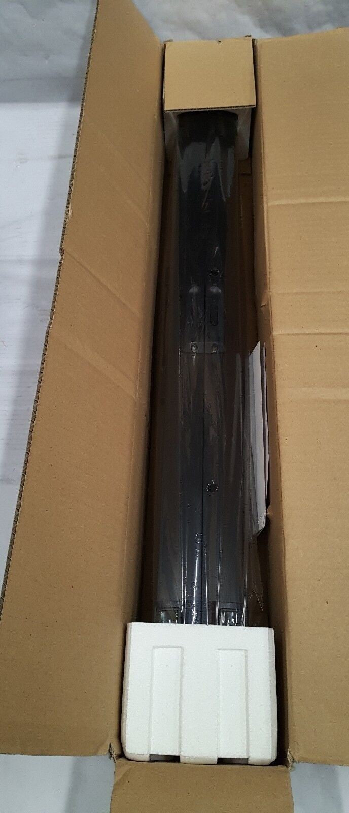 - NEW IN BOX NEC 79670 50" TABLETOP PRESENTER P-50 PROJECTOR SCREEN P509666~@