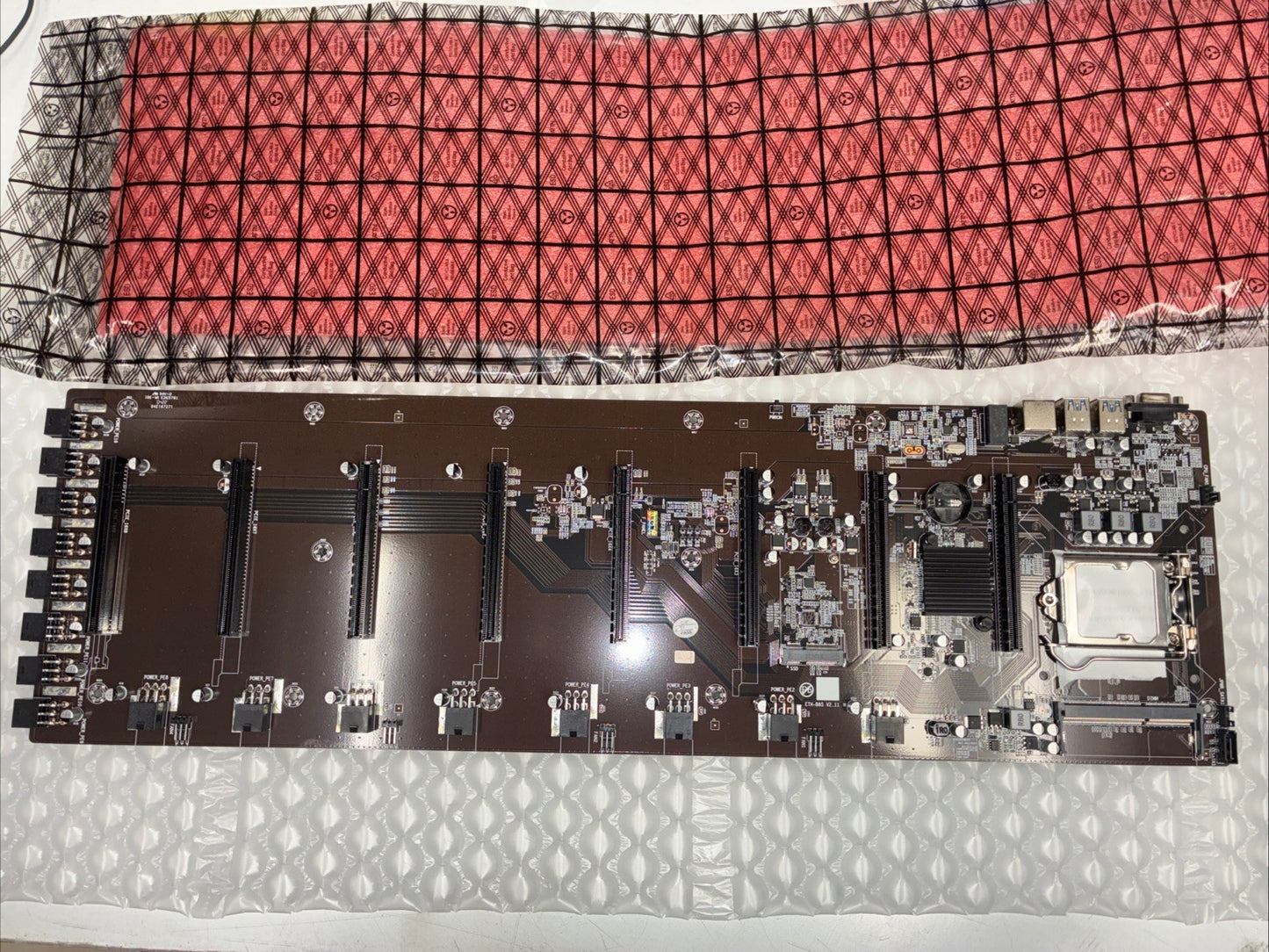 Crypto GPU Mining PCI-e Motherboard 8-PCIE (socket 1150, DDR3)