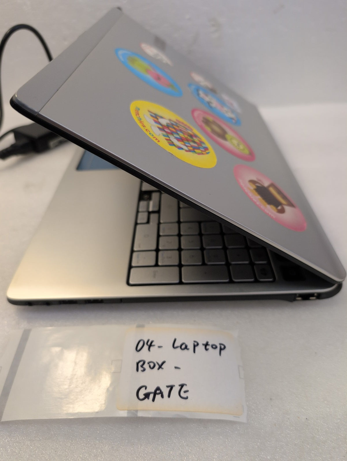 🎸 Gateway ID59C03h MS2300 15.6" Core i3 M370 2.4GHz Laptop 4GB 640GB HDD Win7