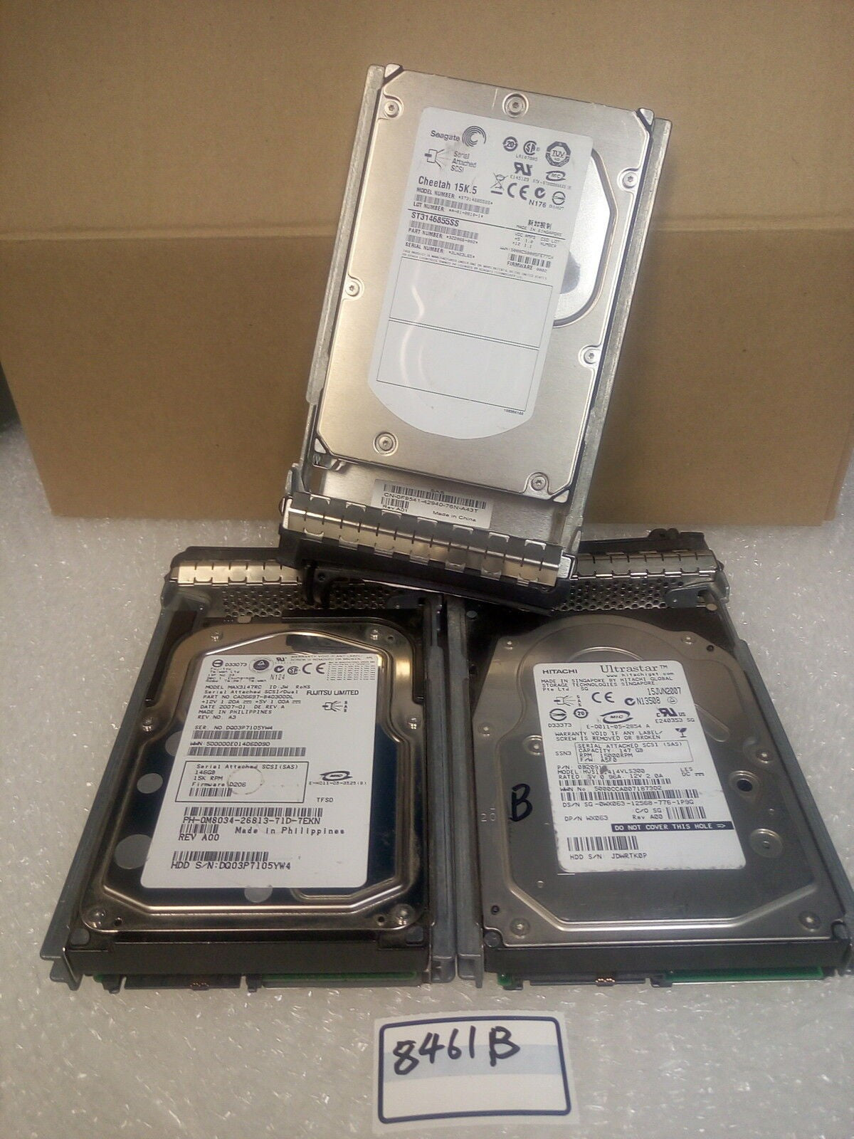 * 3 x MIXED146G SERVER HDD WX063/MAX3147RC/ST3146855SS  W/CADDY F9541