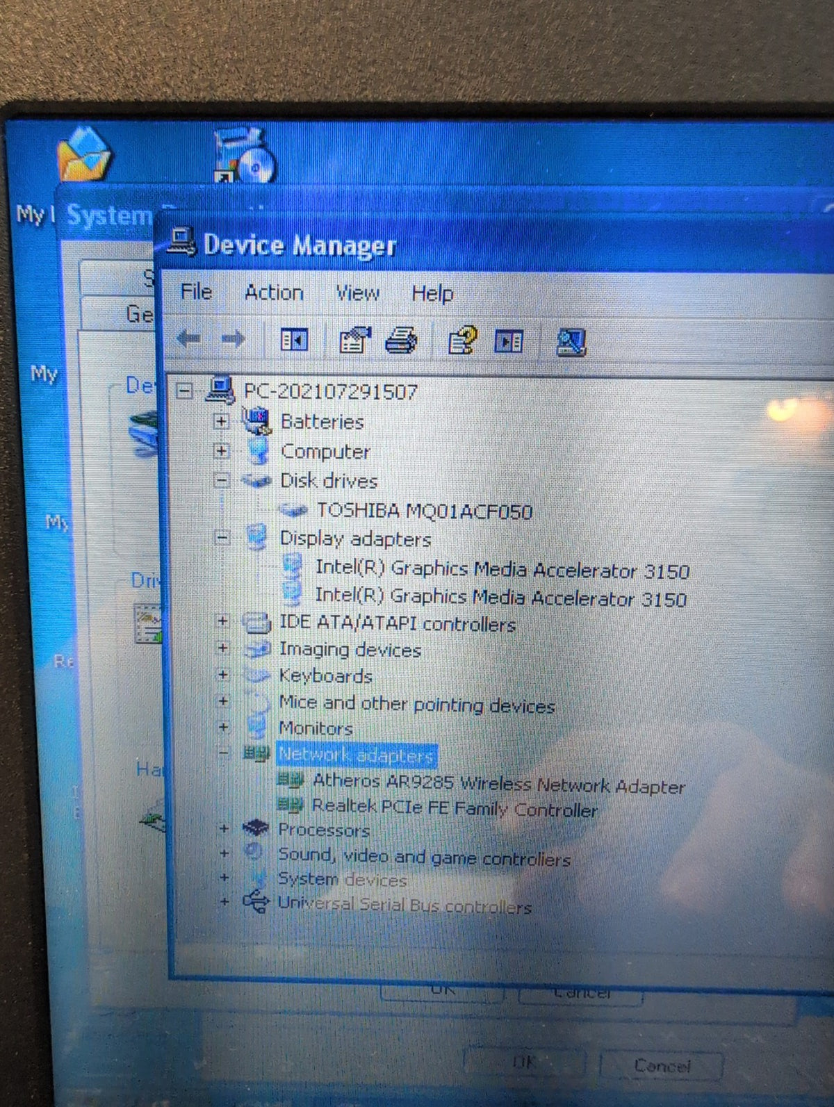 🎸 Toshiba NB250-001 10.1in Netbook Intel Atom N455/ 1GB RAM /500GB HDD/WinXP