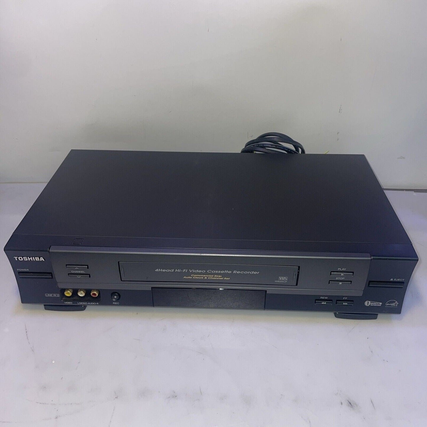 Toshiba W625CF 4 Head VHS VCR Recorder Player (No Remote)