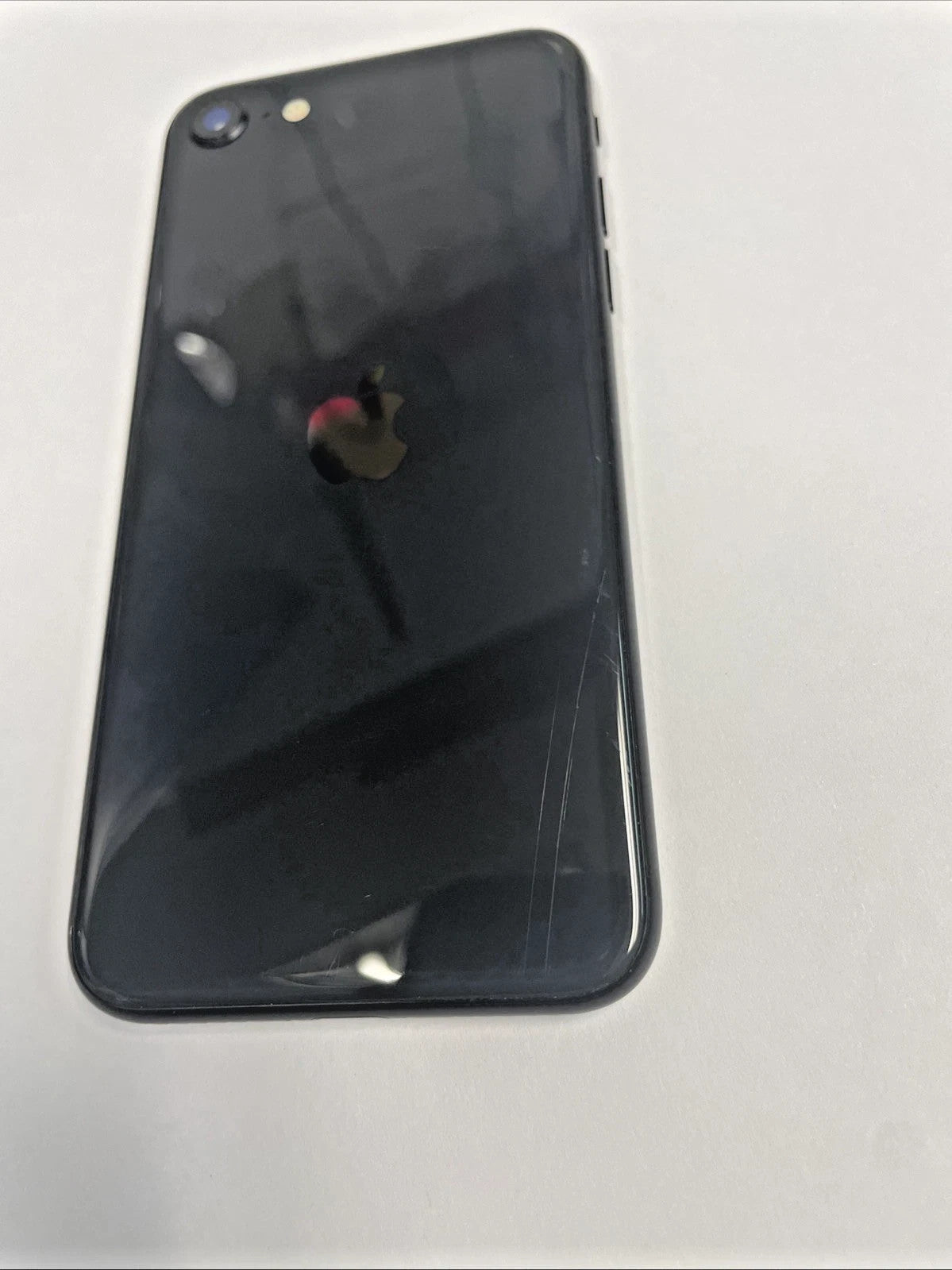 🔥 Apple iPhone SE 2 Black cell phone (Home key cracked)