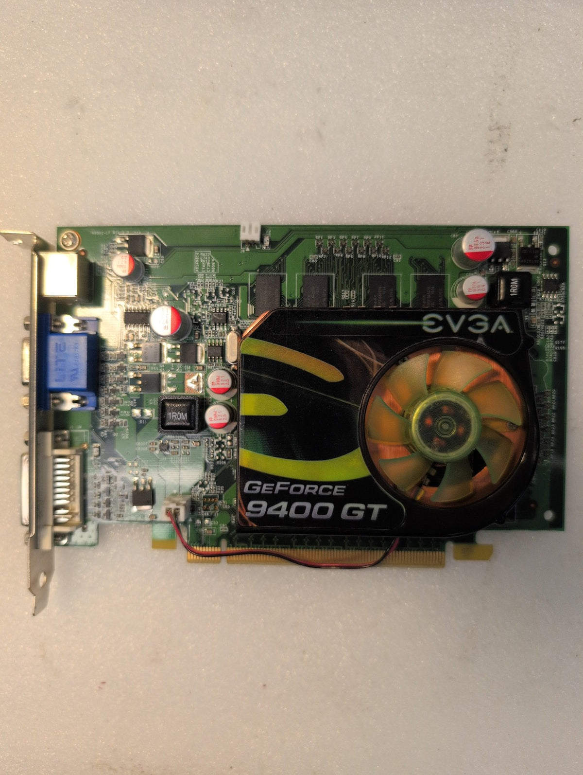 🎸 EVGA e-GeForce 9400GT 1GB DDR2 PCI-Express Graphics Card 01G-P3-N943-LR
