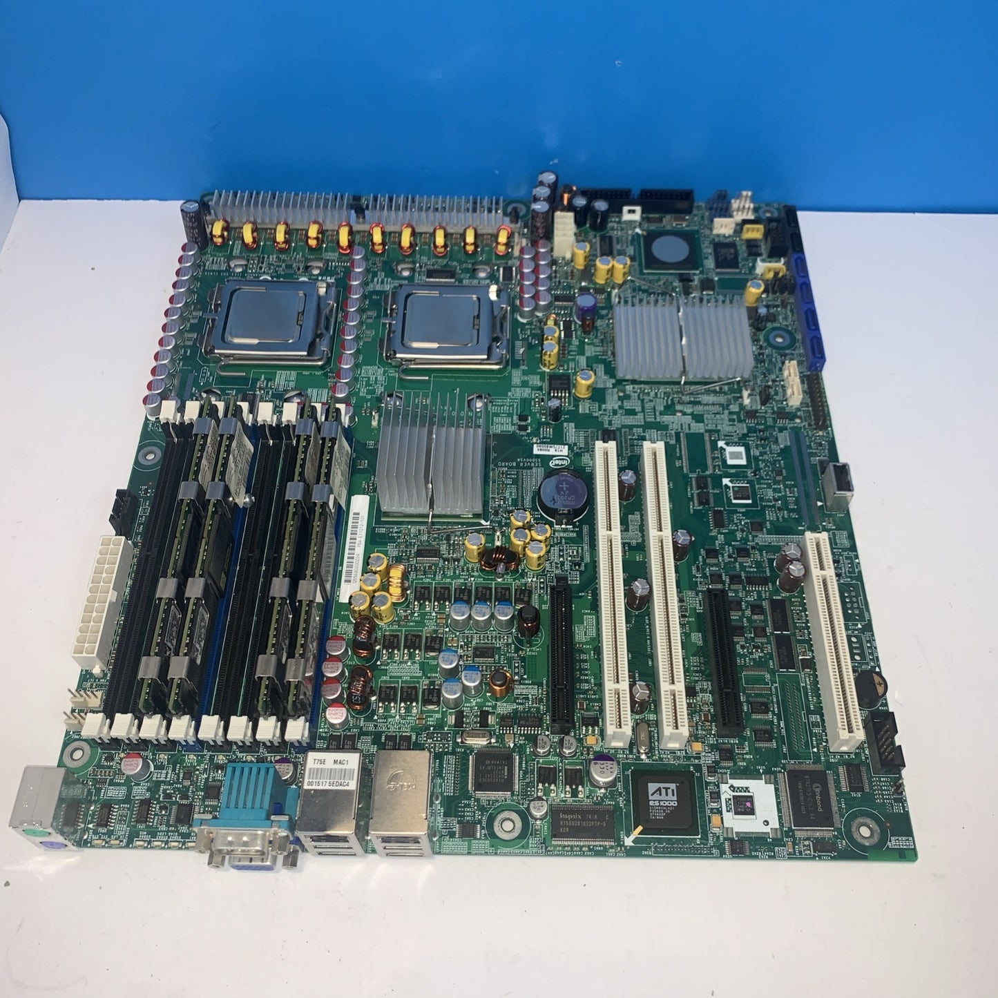 MOTHERBOARD INTEL S5000VSA LGA771 FB-DIMM E11012-101  with 16GB + dual E5410 CPU