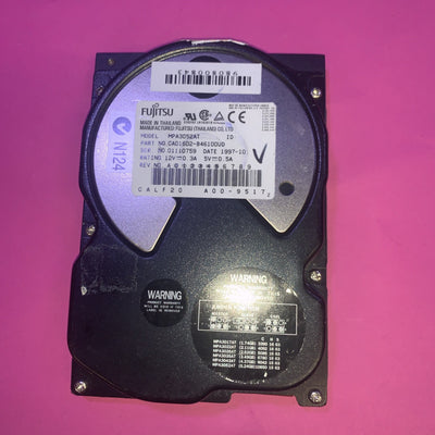 Vintage 5.2GB Fujitsu MPA3052AT 3.5 in. IDE Hard Drive