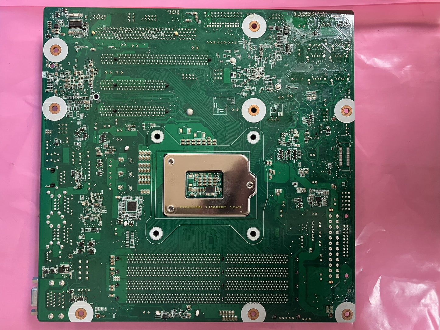 GIGABYTE GA-6UASV Rev: 1.3 LGA 1155 Motherboard W/ Intel Xeon E3-1220 & Shield