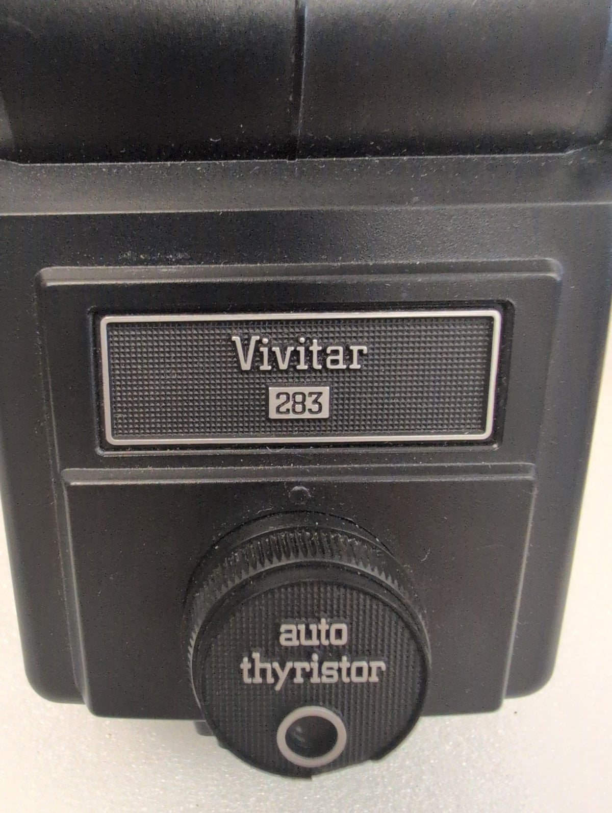 🎸 Vivitar 283 Auto Thyristor Camera Flash - Hot Shoe Mount for Film Cameras