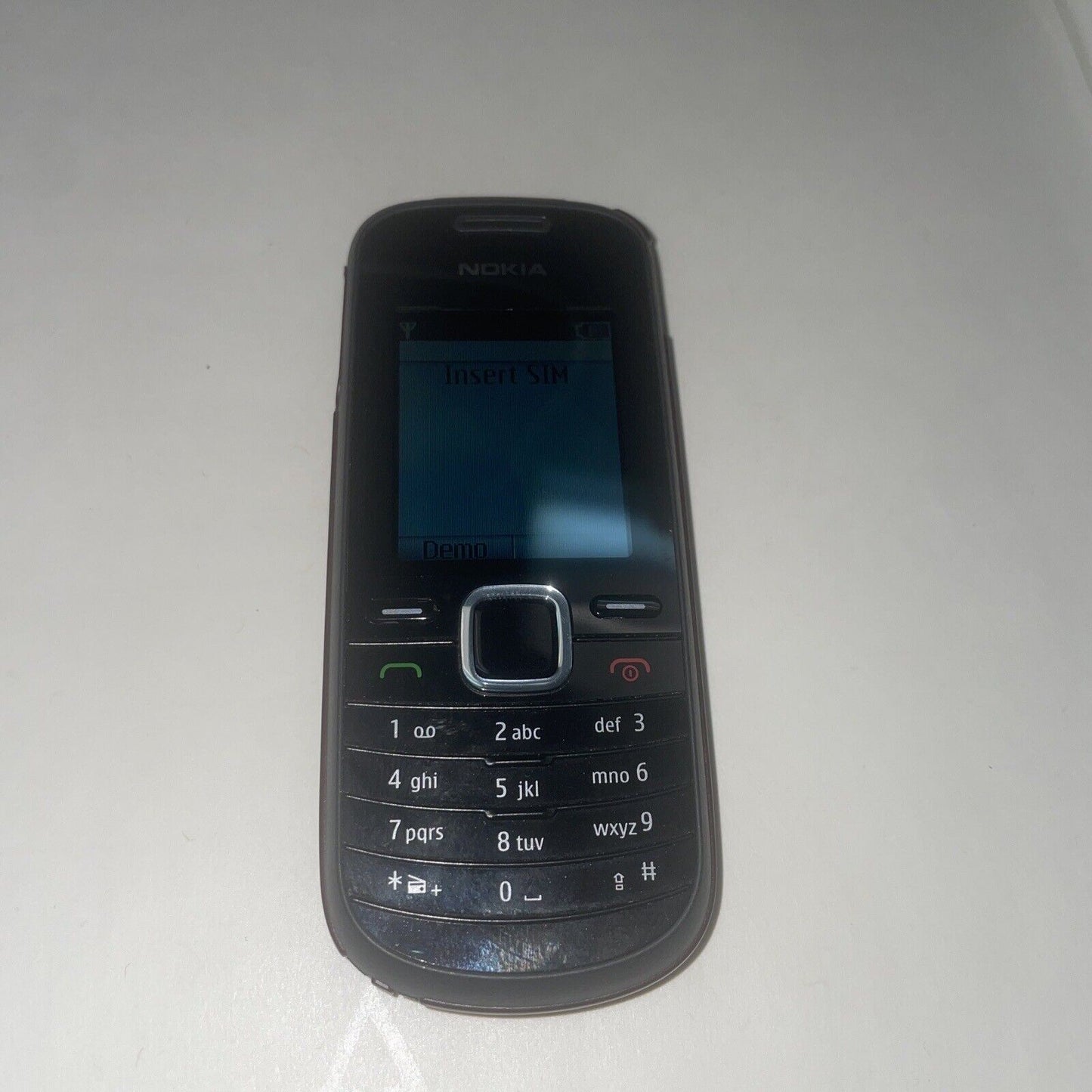 (Nice)   CANDY BAR PHONE NOKIA 1661-2b  cell phone (carrier: Rogers, Fido)