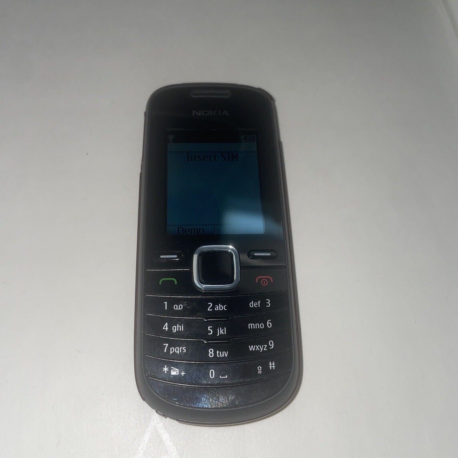 (Nice)   CANDY BAR PHONE NOKIA 1661-2b  cell phone (carrier: Rogers, Fido)