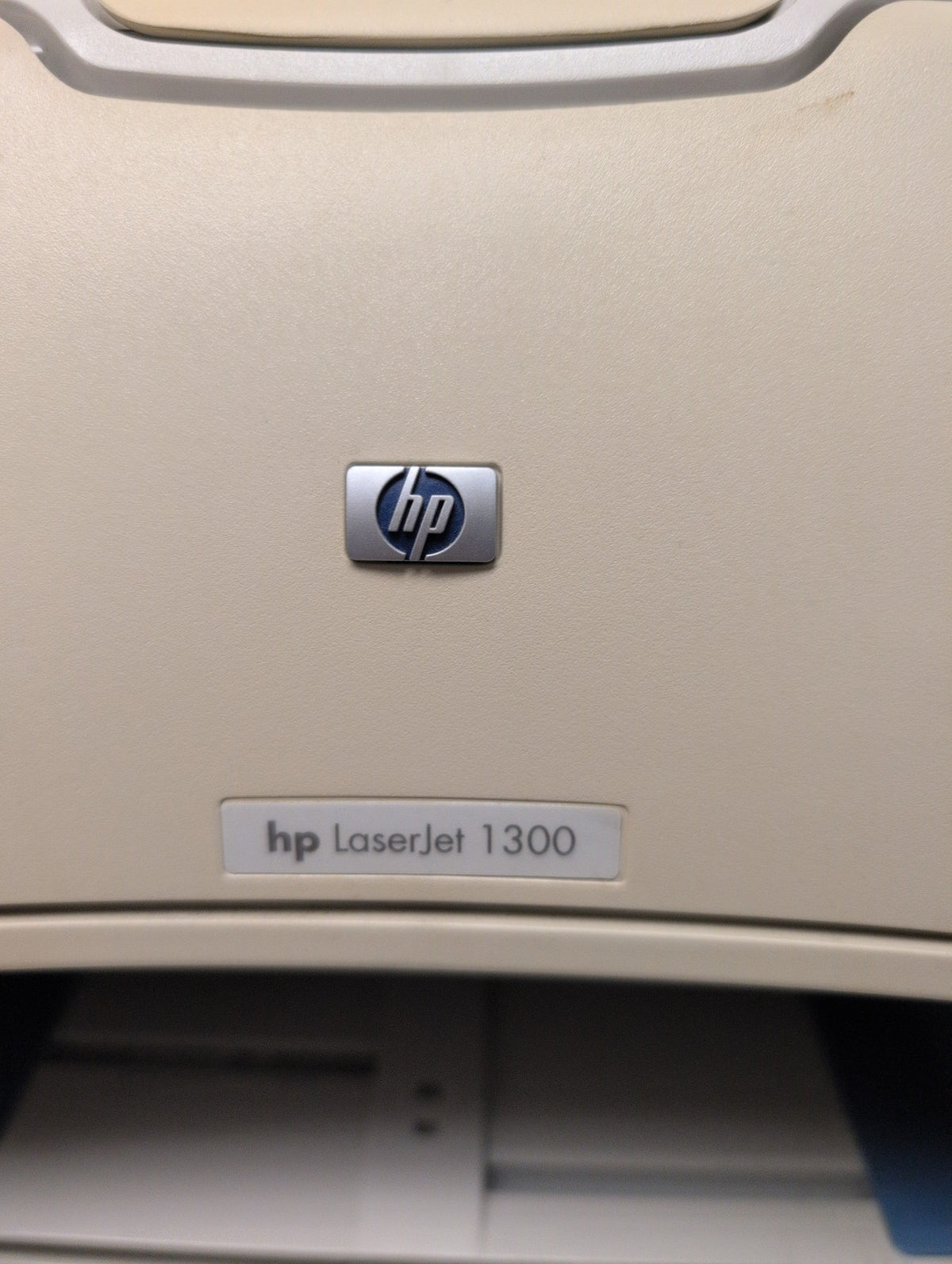 🎸 HP LaserJet 1300 Q1334A Monochrome Laser Printer, Parallel/USB 144K pages