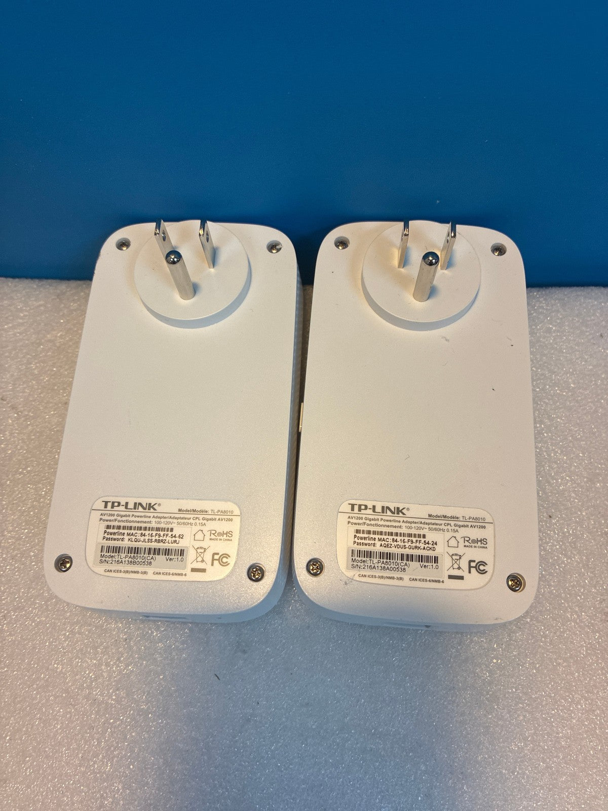 🔥 TP-Link TL-PA8010 AV1200 Gigabit Powerline Ethernet Adapter Set TL-PA8010(CA)