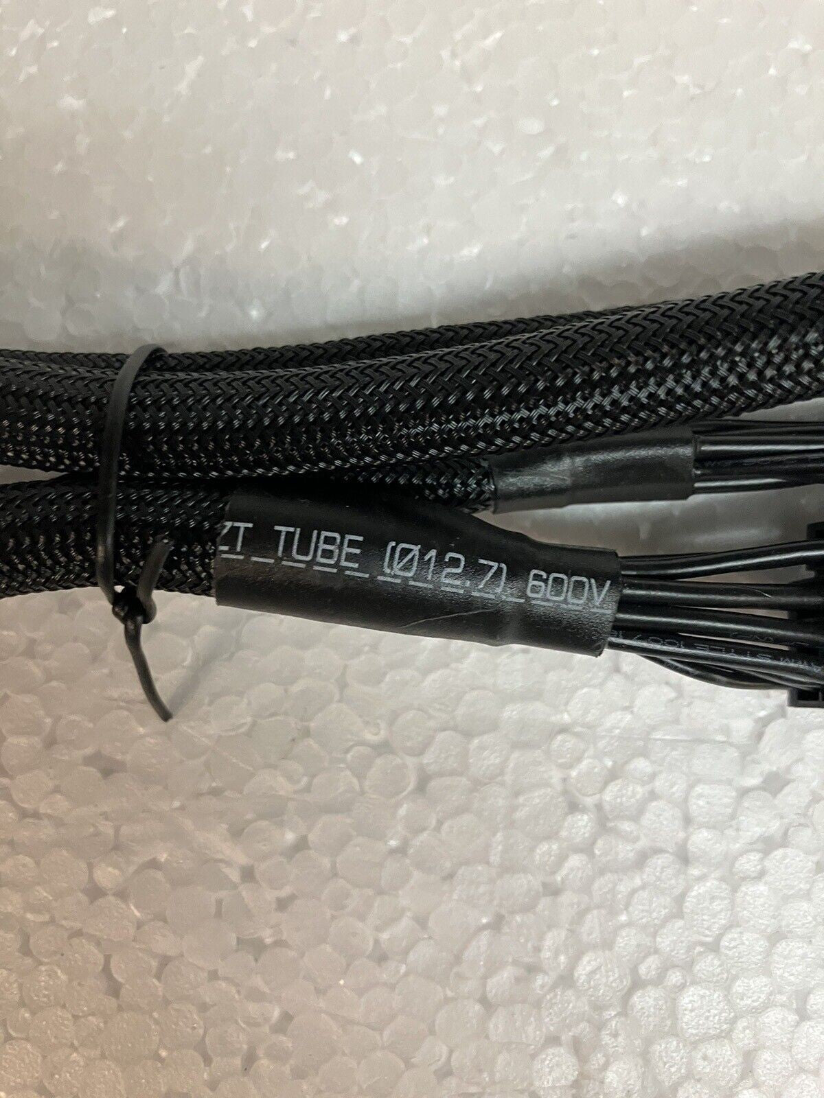 ~ 1x EVGA SuperNOVA 8 Pin To 8 pin (6+2) VGA Power Supply Cable