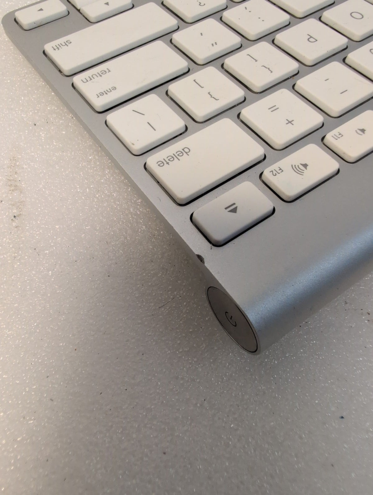 🎸 Apple Wireless Keyboard A1255 Bluetooth Aluminum Silver QWERTY US Tested