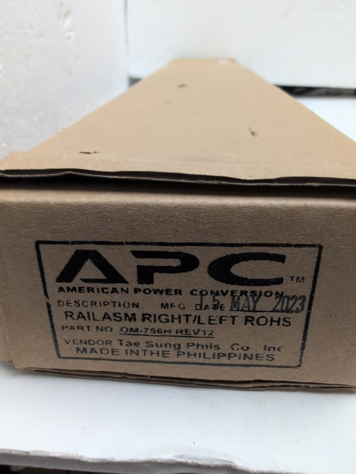 🔥 NEW APC 0M-756H Smart UPS Sliding Rail Assembly Kit -