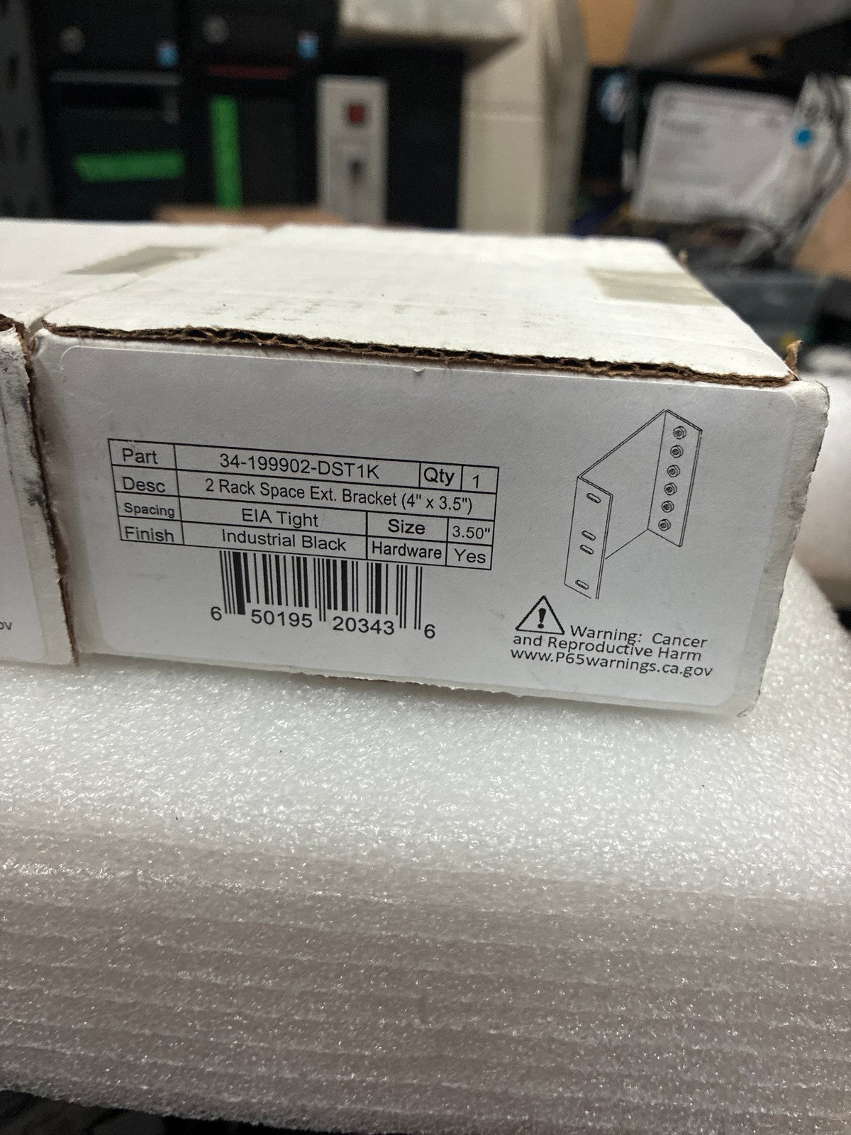 1x 🔥 Rack Space Extension Bracket 34-199902-DST1K 4" x 3.5" EIA Tight New