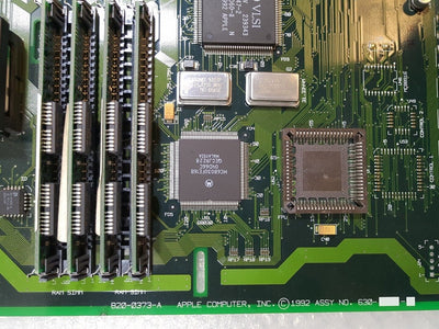 - ANTIQUE APPLE COMPUTER BOARD 820-0373-A 630-0375-B