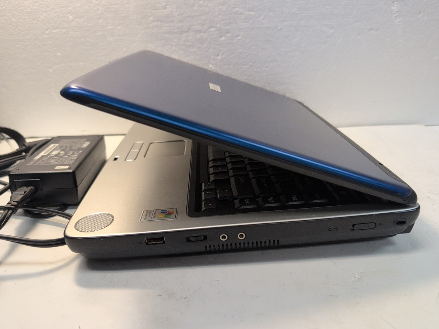 🔥 NICE TOSHIBA SATELLITE A70 15" Laptop Pentium 4 3.06GHz/512MB/40GB HD/winXP -